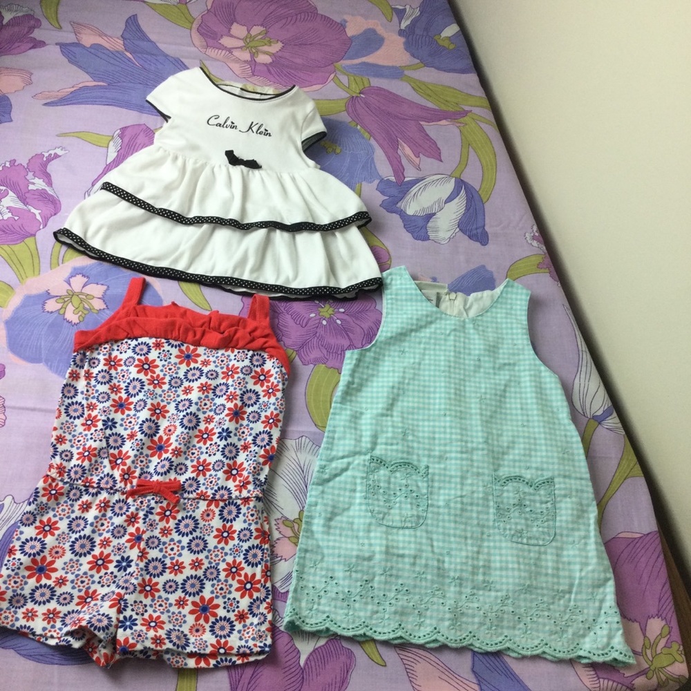 EUC  Toddler Lot 3 pieces Dresses